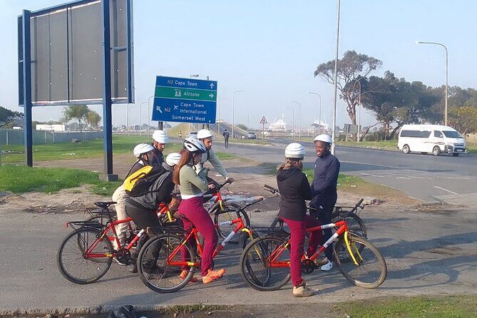 Township Walking Tour - Guga S’Thebe Arts and Cultural Centre: skills, theatre, and local business support