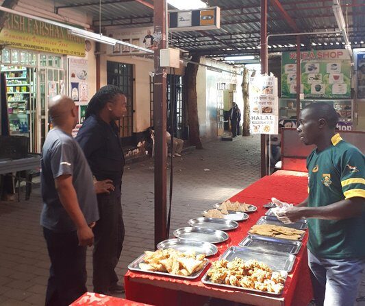 Unique street food tour from at least 6 different cultures! - Six cultures, multiple traders: how the tastings usually unfold
