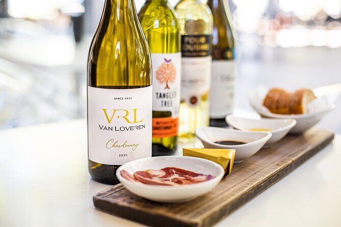 Van Loveren Avant-garde food & wine pairing experiences - Van Loveren Family Vineyards near Robertson: a calm base for tastings